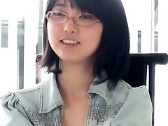 Asian Glasses Girl Blowjob