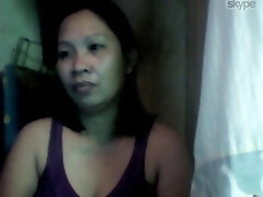 pretty filipina mom showing me her uber-cute mammories on cam on skype