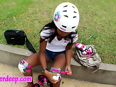 HD Asian girl very first time roller staking sucking big dick HD Asian girl very first time roller staking sucking big dick