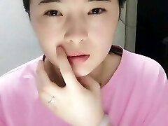 Beauty and fat brother's caboose acquaintance are too small to sit for Beauty and fat brother's caboose acquaintance are too small to sit for