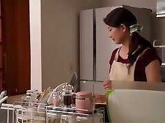 R115 Eng - Steaming Stepmom