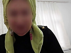 Turkish mature woman doing blowjob sex