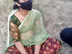 Sex on the farm by listening to notty niece joke, Boned her uncle outdoor jungal fuck-fest with Full Hindi audio