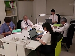 Marina Yuzuki In Sdde-703 Kiko, A Makeshift Temporary Employee With A Pl