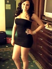 Spanish cutie shows curves in sexy outfits