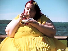 Amateur redhead masturbates then gives a oral pleasure