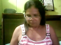 filipina chubby granny showing me her hairy labia and jugs on skype