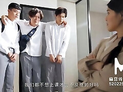 Chinese lecturer gang-banged by her energized students