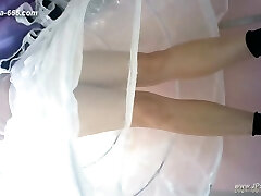 asian girls go to toilet.290