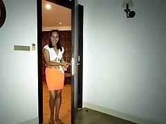 Thai MILF wife husband sole sex massage