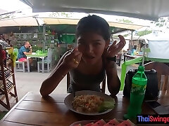 Real amateur Thai teen cutie fucked after lunch by her temporary beau