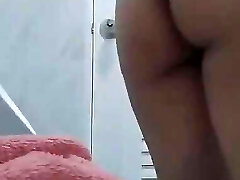 Lucky Kik Is a Naughty Woman