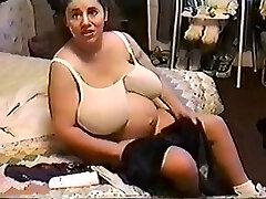 Babe Moons 9 Months Preggo & Bustin Six Babe Moons 9 Months Preggo & Bustin Six