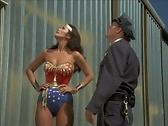 Linda Carter-Wonder Doll - Edition Job Best Parts 25