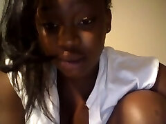 Booty shaking video of one chubby dark-hued webcam girl Booty shaking video of one chubby dark-hued webcam girl