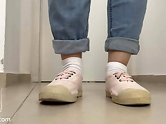 White socks and dirty pink sneakers footjob and jizm on feet, socks, and sneakers