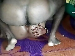 Bhabhi ke ghar per jakar bhabhi ki gand Mari bahut maja aaya