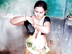 ????BENGALI BHABHI IN BATHROOM FULL VIRAL MMS (Cheating Wife Inexperienced Homemade Wife Real Homemade Tamil Eighteen Year Aged Indian Uncensor