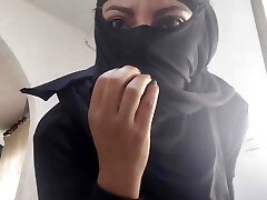 Arab MILF Drains Blasting Pussy To Rough Orgasm On Webcam While Wearing Niqab Porn Hijab XXX Arab MILF Drains Blasting Pussy To Rough Orgasm On Webcam While Wearing Niqab Porn Hijab XXX