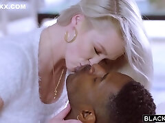 pick up me pick up me