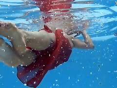 Best milf strips underwater Best milf strips underwater