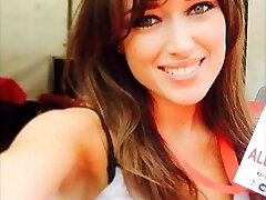 Elsa Esnoult Elsa Esnoult