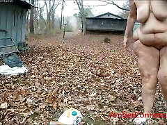 Peeing all around Peeing all around