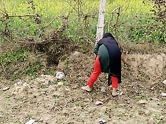 Teacher and student outdoor pussy Fucking village girl pal hot desi indian lady 