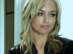 Kayden Kross deepthroats a pecker and jumps on it ardently