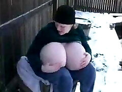 Keisha Evans Wiggling her huge fake boobs