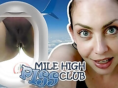 milf desvergonzada alemana se une al club de piss de high mile!