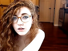 Four eyed slut with curly hair is a passionate masturbator with a handsome arse