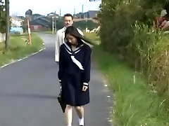 疯狂的日本妞咪咪飞鸟,Yukari Ayasaki在最热狗的风格,长指熟视频