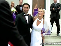 वास्तविक पत्नी कहानियां पुनर्परिभाषित: Devon वास्तविक पत्नी कहानियां पुनर्परिभाषित: Devon