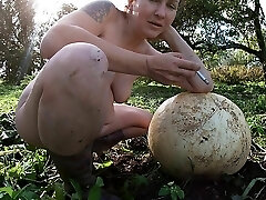 Halloween Milf Naked on a Huge Pumpkin Halloween Milf Naked on a Huge Pumpkin