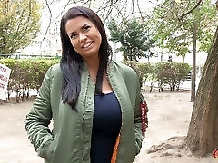 जर्मन स्काउट-मेगा स्तन किशोर च्लोए बात कास्टिंग पर बकवास करने के लिए