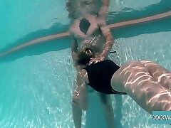 मार्सी द्वारा सबसे अच्छा पानी के नीचे मुखमैथुन मार्सी द्वारा सबसे अच्छा पानी के नीचे मुखमैथुन