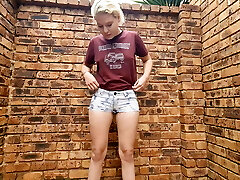 का संकलन गर्म सुनहरे बालों वाली खुद के बाहर अलग अलग संगठनों में का संकलन गर्म सुनहरे बालों वाली खुद के बाहर अलग अलग संगठनों में