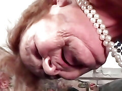 She is your Grandmother!!! - Chapter #01 She is your Grandmother!!! - Chapter #01