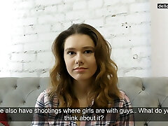 बालों वाली कुंवारी किशोर रूबेन्स कास्टिंग