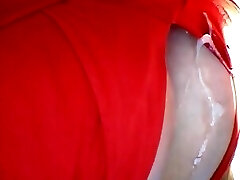 , कपड़ों में बड़े स्तन