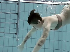 Chubby Sweetheart Underwater Naked