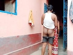 villaggio india da solo in casa all'aperto sesso video