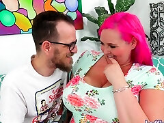 Skinny Man Rails Massive BBW Sara Star