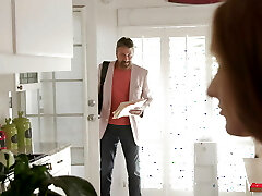 दाई डेज़ी सबसे अच्छा गधा है दाई डेज़ी सबसे अच्छा गधा है