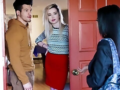 गर्म आग की तरह बड़े तली का है तैयार करने के लिए सवारी मुर्गा