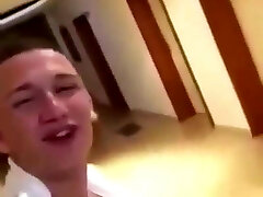 कार्रवाई में बल्गेरियाई फुटबॉल खिलाड़ी