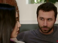 आदमी की मालिश के आकर्षक Karlee ग्रे में एक चम्मच मुद्रा आदमी की मालिश के आकर्षक Karlee ग्रे में एक चम्मच मुद्रा