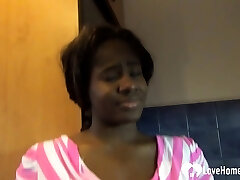 Ebony chick shows her amazing big boobs