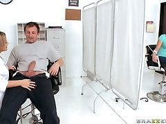 Horny ash-blonde nurse Bree Olson gets cunnilingus from patient Horny ash-blonde nurse Bree Olson gets cunnilingus from patient